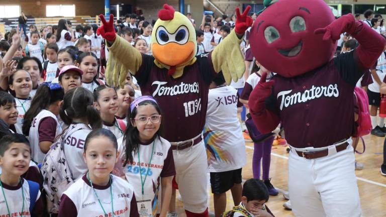 Gloria Himelda Félix Niebla señaló que el deporte contribuye a la formación integral de la niñez, al fomentar disciplina, responsabilidad y otros valores.