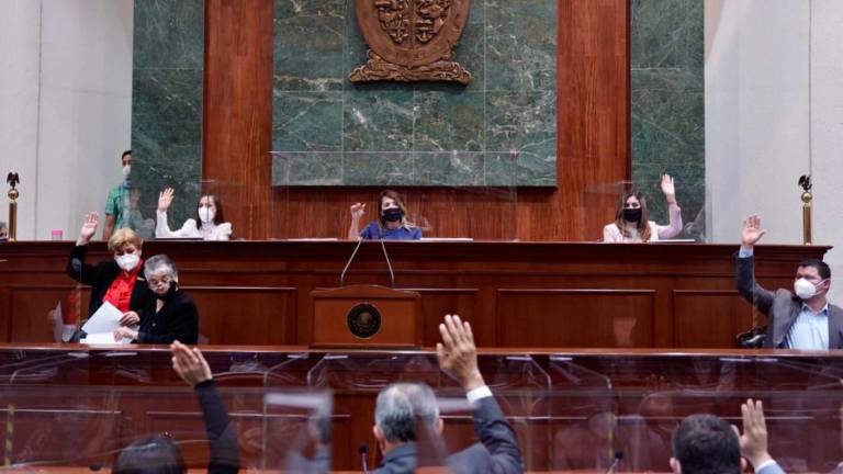 Van 14 legisladores que han solicitado licencia al Congreso de Sinaloa