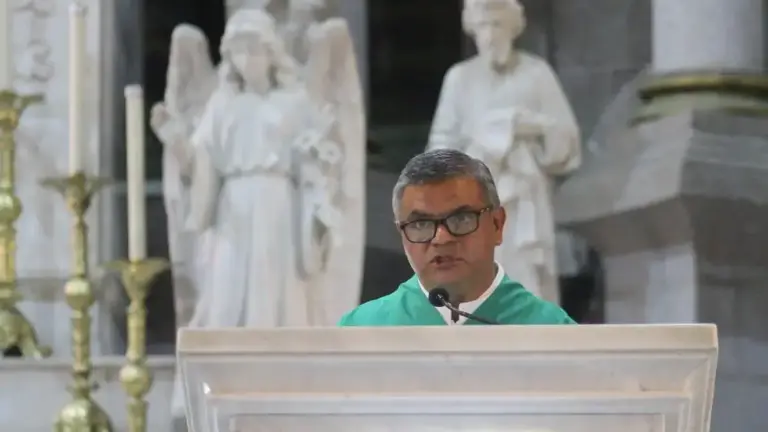 Padre Jaime Aguilar Martínez, Vicario de la Diócesis de Mazatlán.