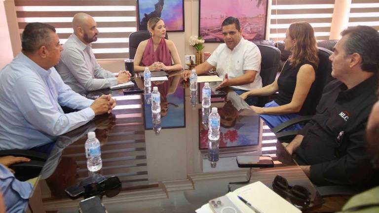 Dirigentes de Canacintra Mazatlán se reúnen con la Alcaldesa Estrella Palacios Domínguez.