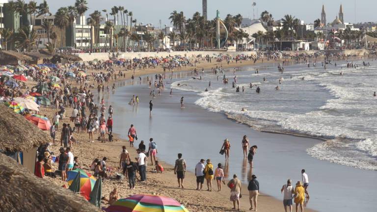 El Gobernador de Sinaloa promete que las playas seguirán abiertas durante Semana Santa.