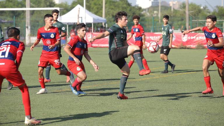 Fuerzas Básicas de los Cañoneros se encaminan a su clasificación en la Copa Mazatlán