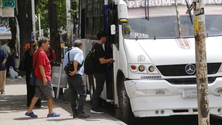 El transporte público en Culiacán advierte que la violencia aún sigue impactando en los traslados por las noches.