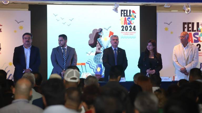 Autoridades de la Casa Rosalina inauguran formalmente la Feria del Libro de la UAS.