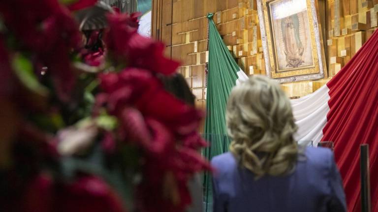Jill Biden visita la Basílica de Guadalupe en compañía de Beatriz Gutiérrez Müller