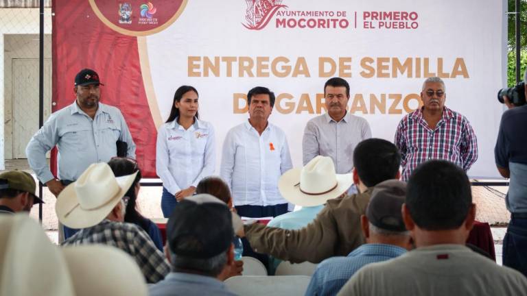 Productores del campo de Mocorito denuncian que han sido excluidos de la entrega de apoyos.