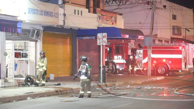 El expendio de cerveza está ubicado en la Avenida Gutiérrez Nájera, a una cuadra del malecón.
