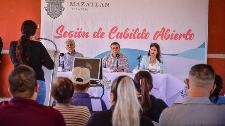 La sesión de Cabildo Abierto se realizó este viernes en la comunidad de Mármol.