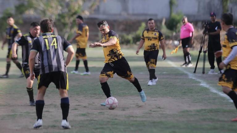 Las acciones del Torneo de Copa de la Liga de Futbol Intermédicos Mazatlán se pusieron en marcha.