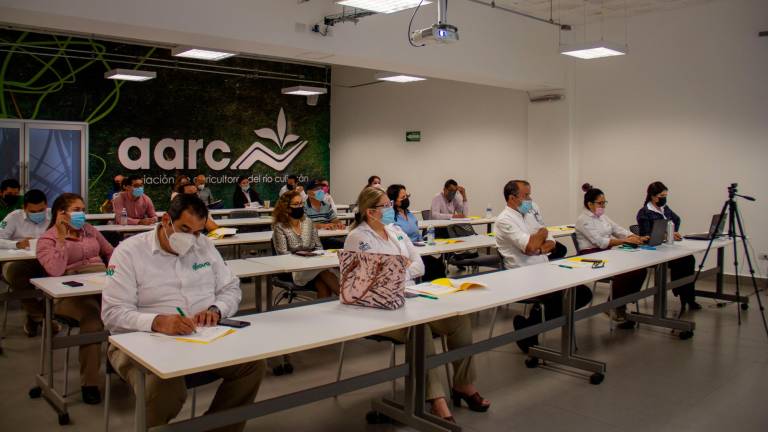 AARC y Vega Prieto y Asociados, analizan la situación para el sector agrícola con las Reformas Fiscales 2022