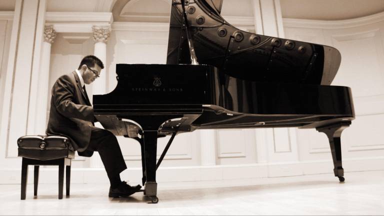 Recital de piano ofrecerá César Reyes este miércoles en el Museo de la Música