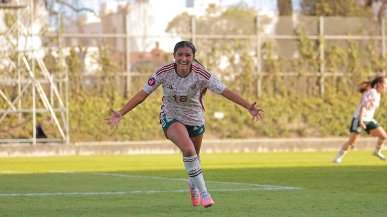 México gana en tiempos extras.