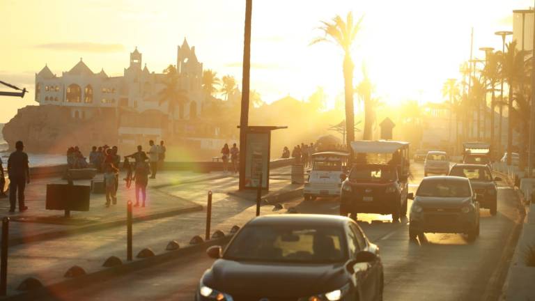 Prevé Fecanaco Sinaloa un 65 por ciento de repunte en las ventas en Mazatlán por el Día del Padre.
