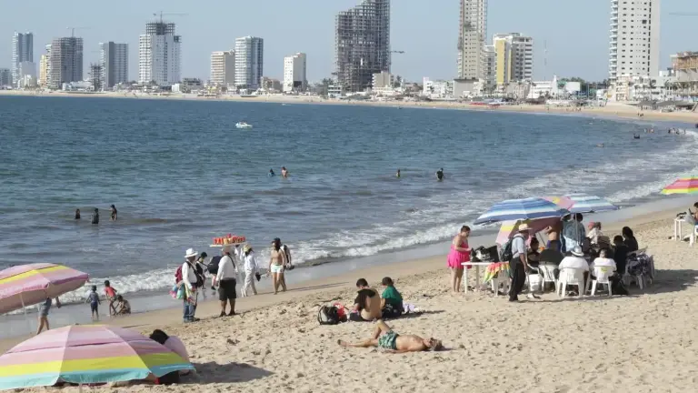 La secretaria de Turismo de Sinaloa informó en su último reporte que la hotelería le reportó el 83 de ocupación y que se espera llegue al 90 por ciento el fin de semana.