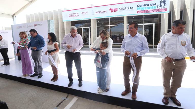 Inauguración del Centro del Migrante en Mazatlán, con la participación de la Directora Nacional del DIF, Nuria Fernández.