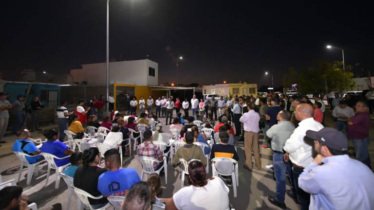 Se encendieron 100 lámparas LED nuevas, beneficiando a decenas de familias.