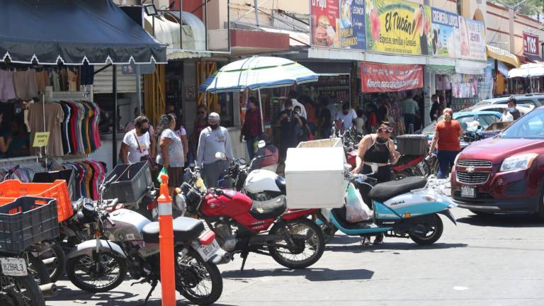 Zona comercial de la Colonia Juárez.