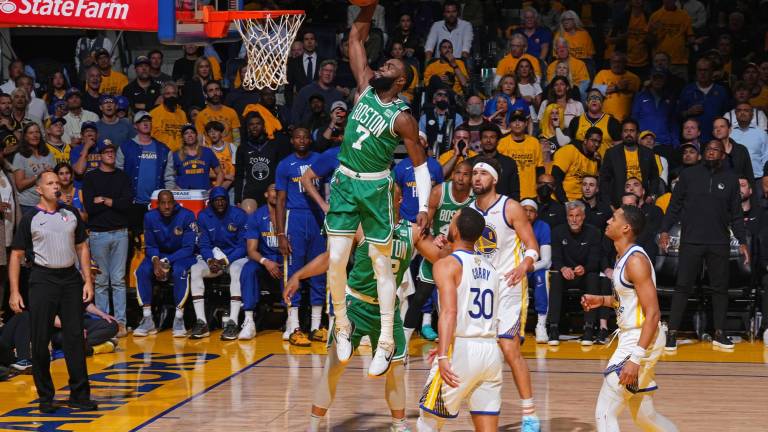 Espectacular remontada de Celtics para el 1-0 sobre Warriors en la Final de la NBA