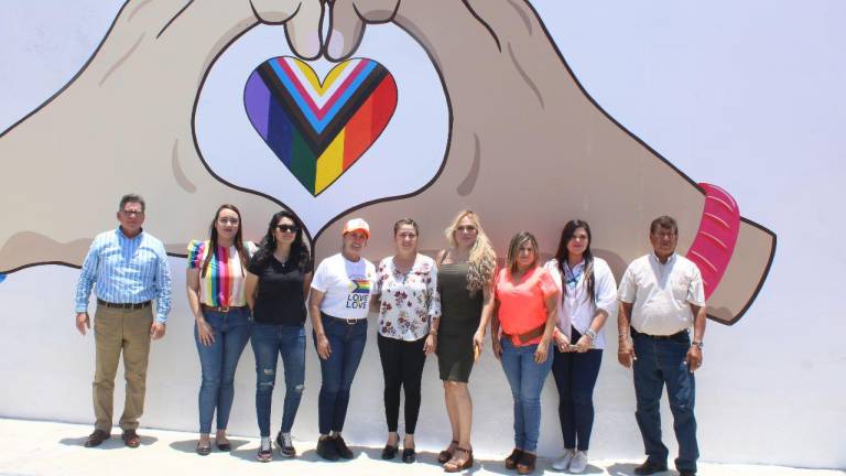 Inauguran muro de la inclusión en Palacio Municipal de Escuinapa