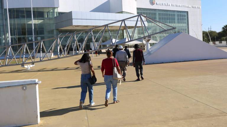 El Centro de Convenciones y el Polideportivo de la UAS serán las sedes de vacunación en Mazatlán para el sector de 40 a 59 años.