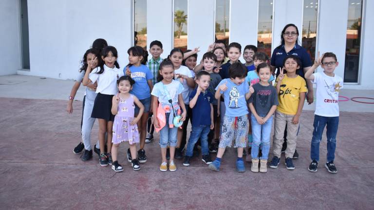 Participan niños en las actividades del FestiOwen