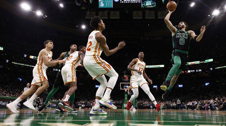 Los Celtics de Boston superaron a los Hawks de Atlanta.