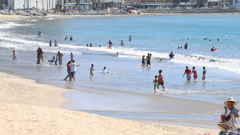 Empresarios hoteleros de Mazatlán están haciendo giras de promoción para buscar una mayor afluencia de turistas para el verano.