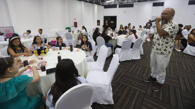 Encuentro de fomento a la lectura en alumnas y alumnos de escuelas primarias.