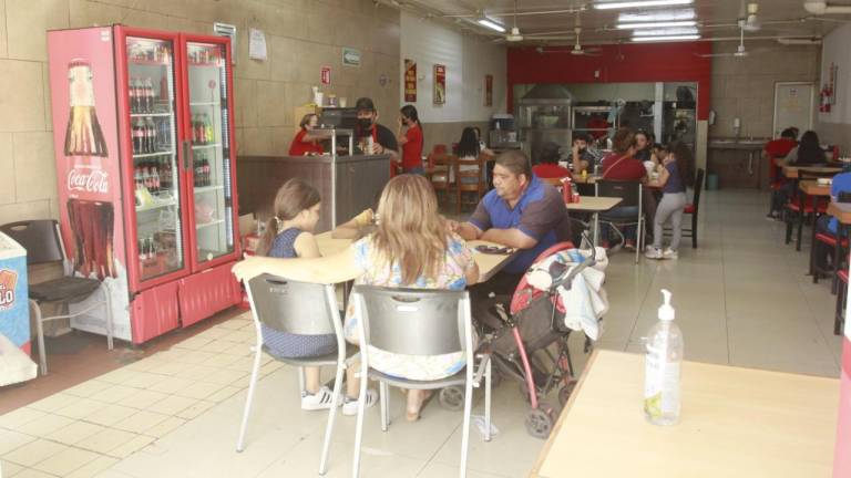 Restaurantes de Culiacán desafían al Alcalde; operarán al 100% de su capacidad