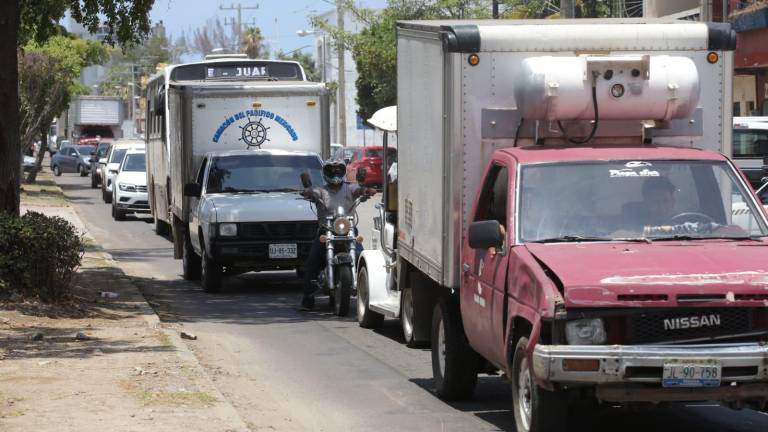 La Gabriel Leyva, en Mazatlán, se ‘desquicia’ por el tráfico