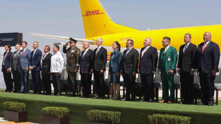 DHL inaugura el primer vuelo de carga en el AIFA