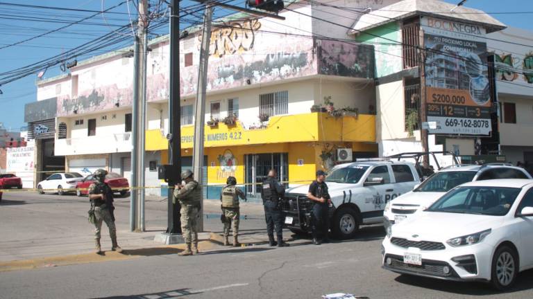 El ataque armado se reportó en un expendio de cerveza ubicado sobre la esquina de la calle Circunvalación y la avenida La Marina del fraccionamiento El Toreo.