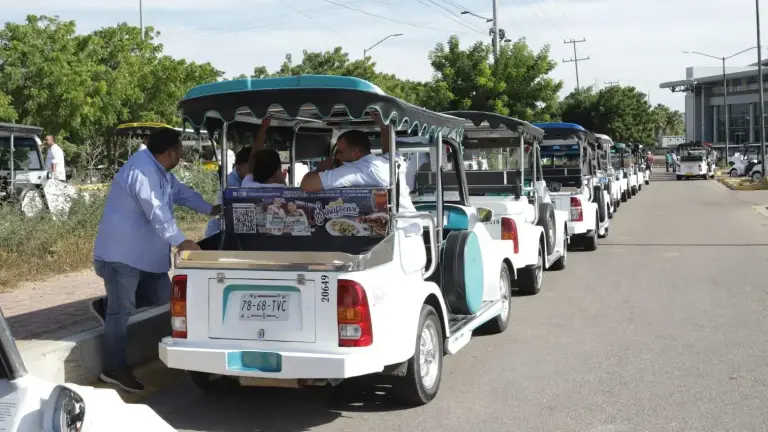 Transportistas señalan que varias unidades de pulmonía han dejado de operar ante la baja en ingresos.
