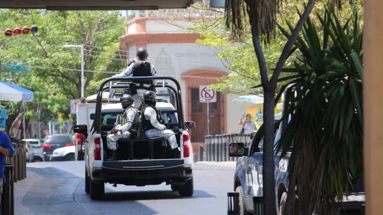 Policía Militar releva a civiles en vigilancia de carreteras en México