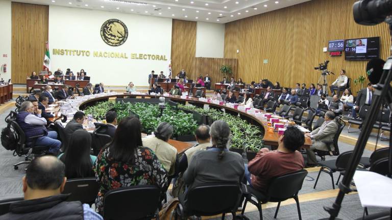 Sesión del Consejo General del INE.