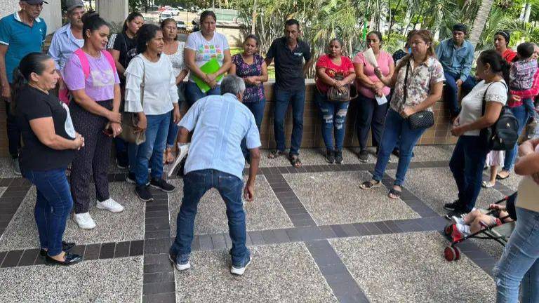 Familias desplazadas por la violencia en Sinaloa han mantenido la exigencia al Gobierno de un lugar donde puedan asentarse.