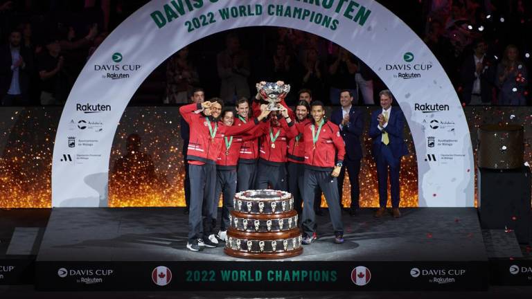 Canadá celebra la obtención de la Copa Davis.