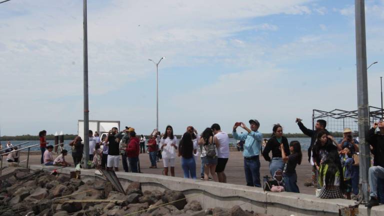 Las actividades por la observación del Eclipse Solar ocurrió sin ningún problema, reporta Protección Civil en Culiacán.