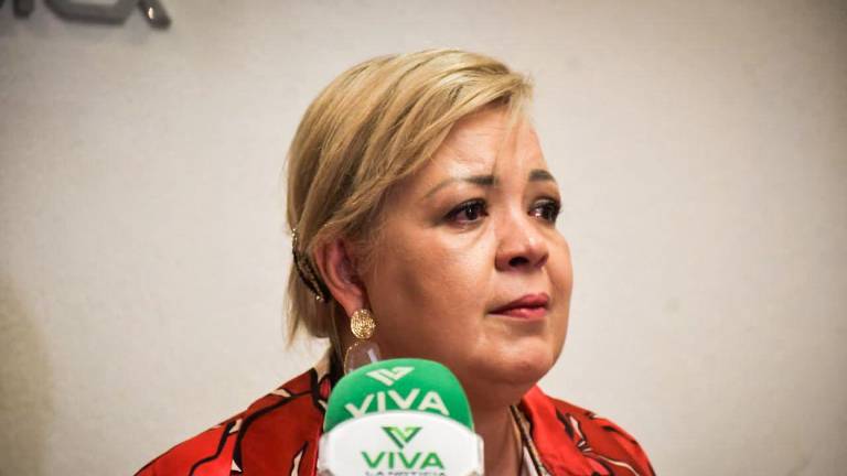 Martha Elena Reyes Zazueta, dirigente de Coparmex Sinaloa, llama a las autoridades a dejar de simular y que resuelvan la crisis que vive la entidad.