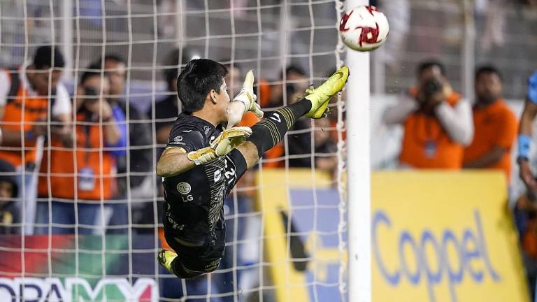 Luis López es un especialista en los penaltis.