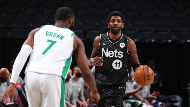 Kyrie Irving saca a bailar a la defensa de Celtics y le da un nuevo triunfo a Nets