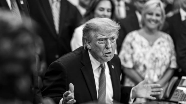 Trump no especificó en el mensaje a qué países o regiones se refería.
