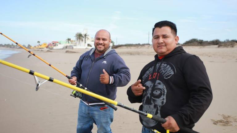 Se divierten competidores en el Panamericano de Pesca de Playa