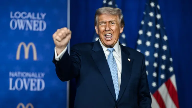 El Presidente de Estados Unidos Donald Trump reclama en sus redes sociales a México por la entrega de agua.