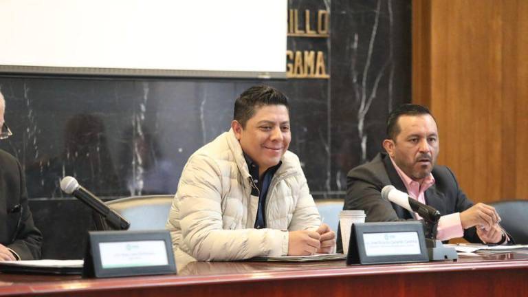 El Gobernador del Estado, Ricardo Gallardo Cardona, fue quien informó de la detención de su jefe policiaco.