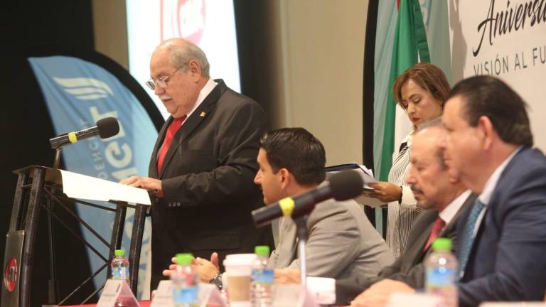 Guillermo Trewartha es reelecto como líder de la Cmic del sur de Sinaloa para el periodo 2023-2024.