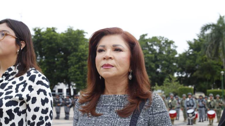 Gloria Himelda Félix Niebla, Secretaria de Educación, habla de la seguridad en las escuelas.