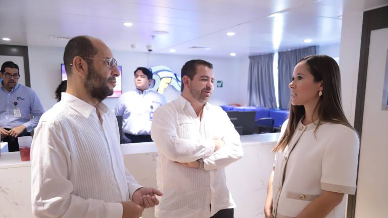 Rodrigo Núñez, Nino Liaño y Mireya Sosa.