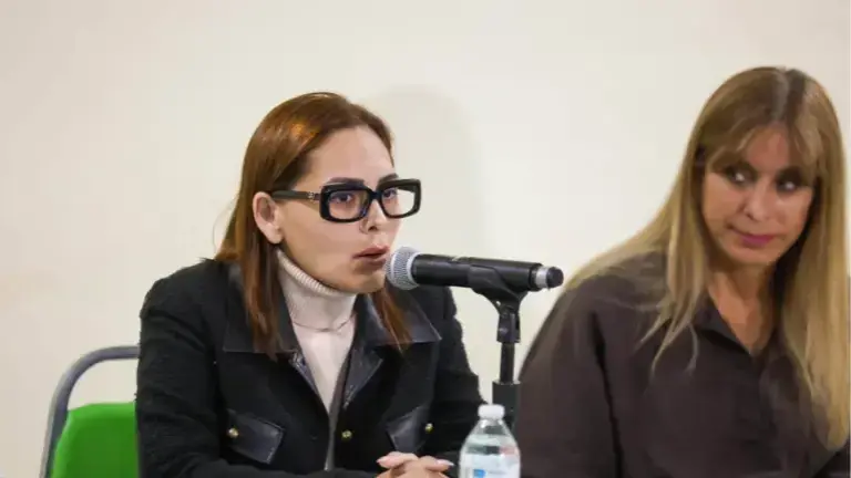 La diputada de los Santos pidió protección al gobierno federal.