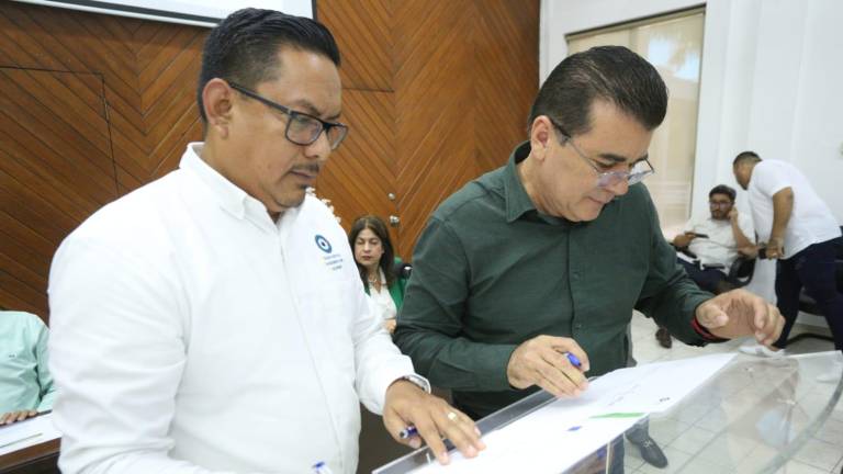 Firman Ayuntamiento de Mazatlán y Observatorio Ciudadano Agenda Ciudadana Anticorrupción